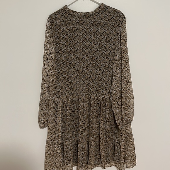 Flowy ASOS dress - Picture 2 of 2